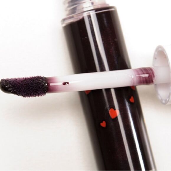 NIB MAC Archie’s Girls Limited Edition Lipglass in “Feelin’ So Good” - Picture 5 of 5